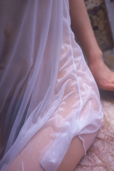 11月，除中证100指数外，主要指数皆收跌【